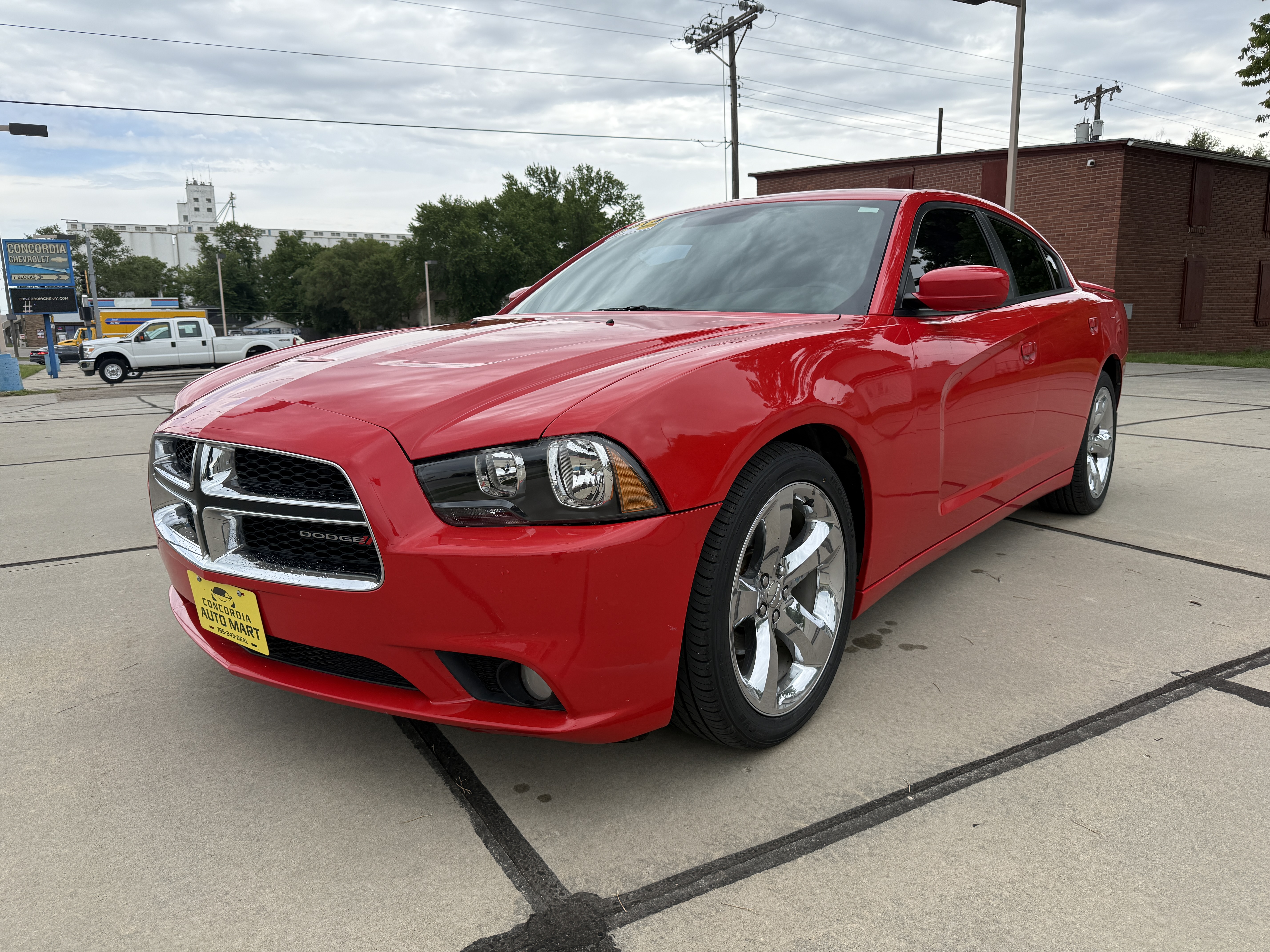 2014 Dodge Charger SXT's photo