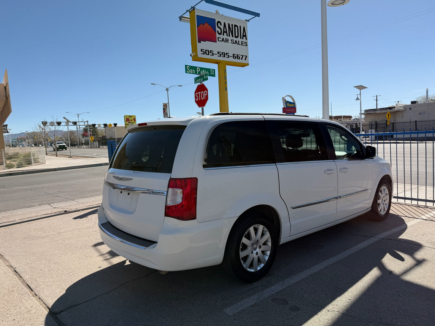 2016 CHRYSLER TOWN & COUNTRY