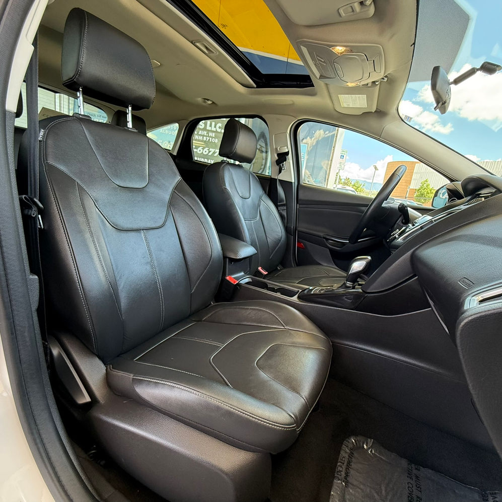 2017 FORD FOCUS TITANIUM HATCHBACK