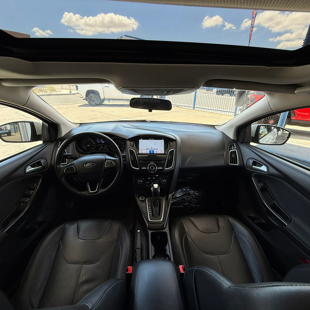 2017 FORD FOCUS TITANIUM HATCHBACK