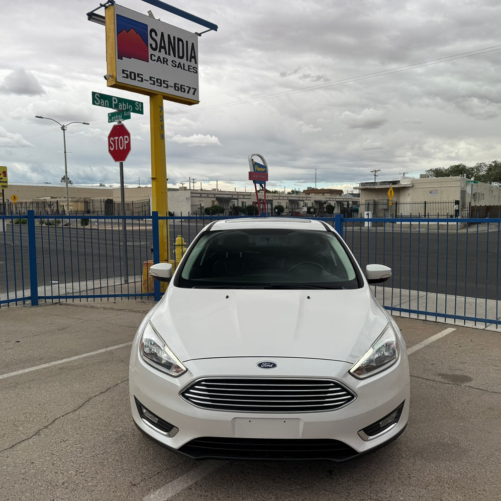2017 FORD FOCUS TITANIUM HATCHBACK