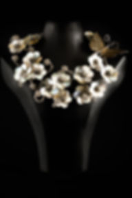 COLLAR PERLAS Y NACAR