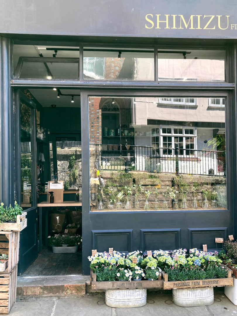 Florist Shimizu Flowers Flower shop in Hastings Old Town, England