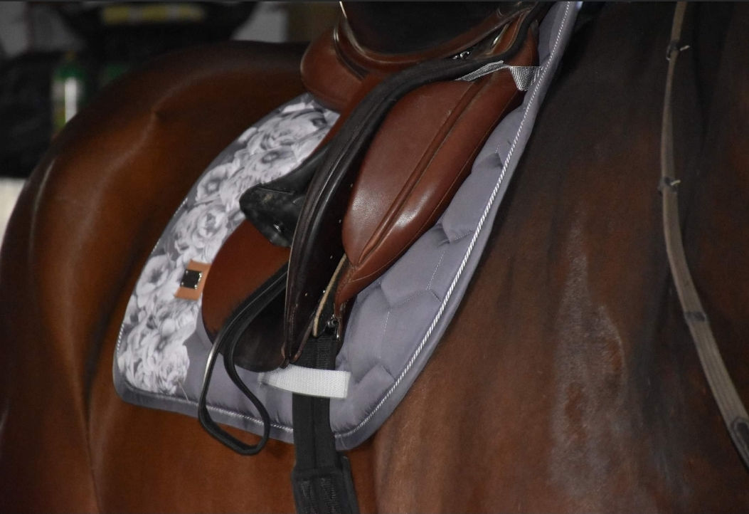 DotiBel Nova Collection Graphite & Grey Roses Saddle Pad