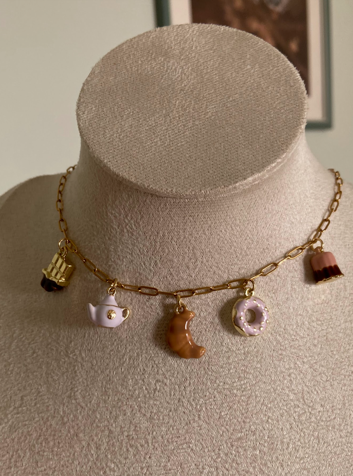 Pack Me Some Croissants Necklace
