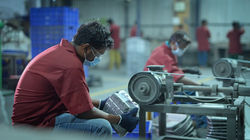 Royal_Led.00_01_19_16.Still060