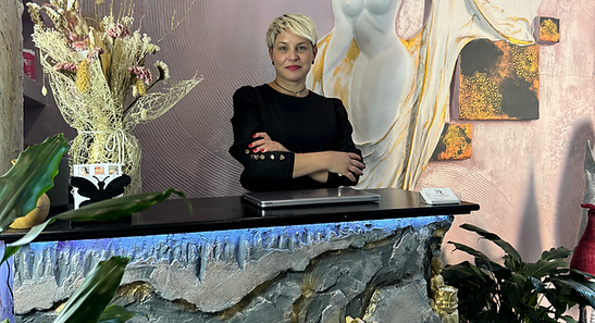 Mónica, maderoterapeuta en Glamour Estetic & Nails, Lleida