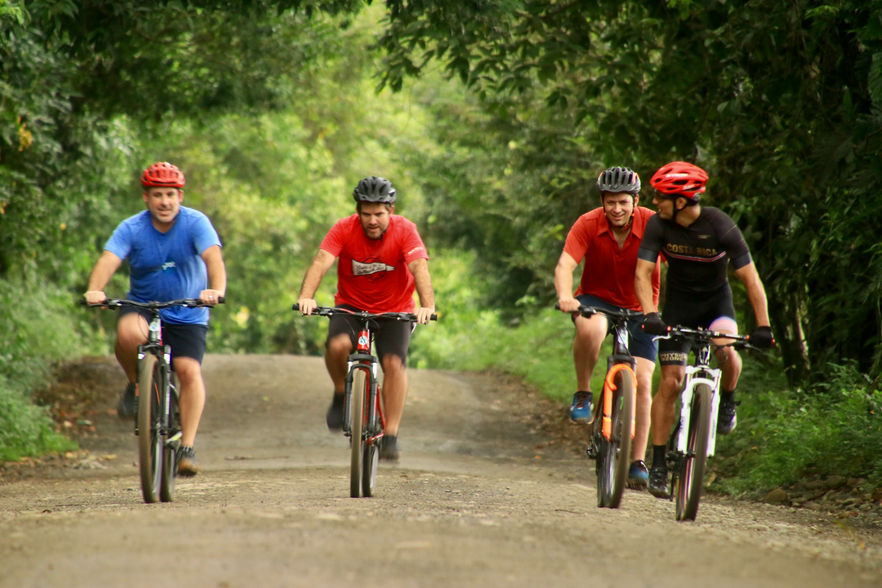 MTB  MANUEL ANTONIO COSTA RICA MOUNTAIN BIKE 