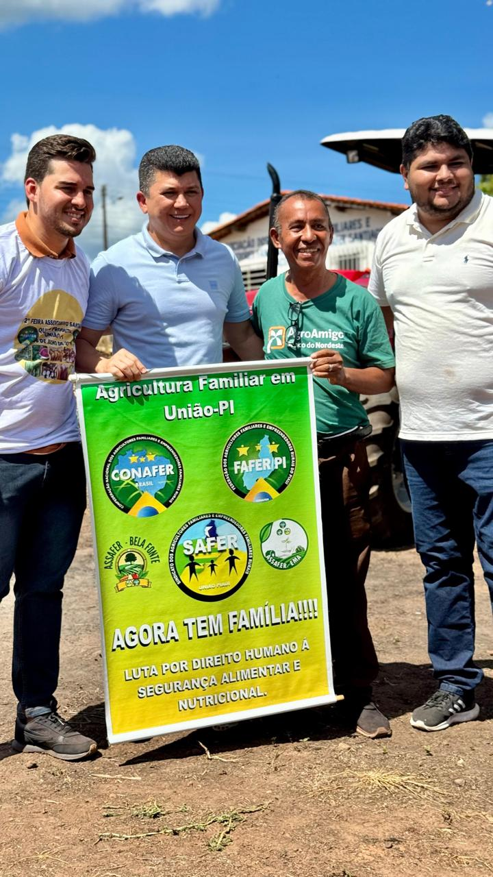 Um dos momentos mais marcantes do evento foi a entrega de um trator, que será utilizado para melhorar a produção agrícola da região. Além disso, o deputado anunciou novos investimentos em pavimentação, que visam melhorar a infraestrutura do município e facilitar o escoamento da produção agrícola.