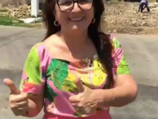 O calçamento da Rua Projetada 18, no bairro Beira Mar, está sendo recuperado!