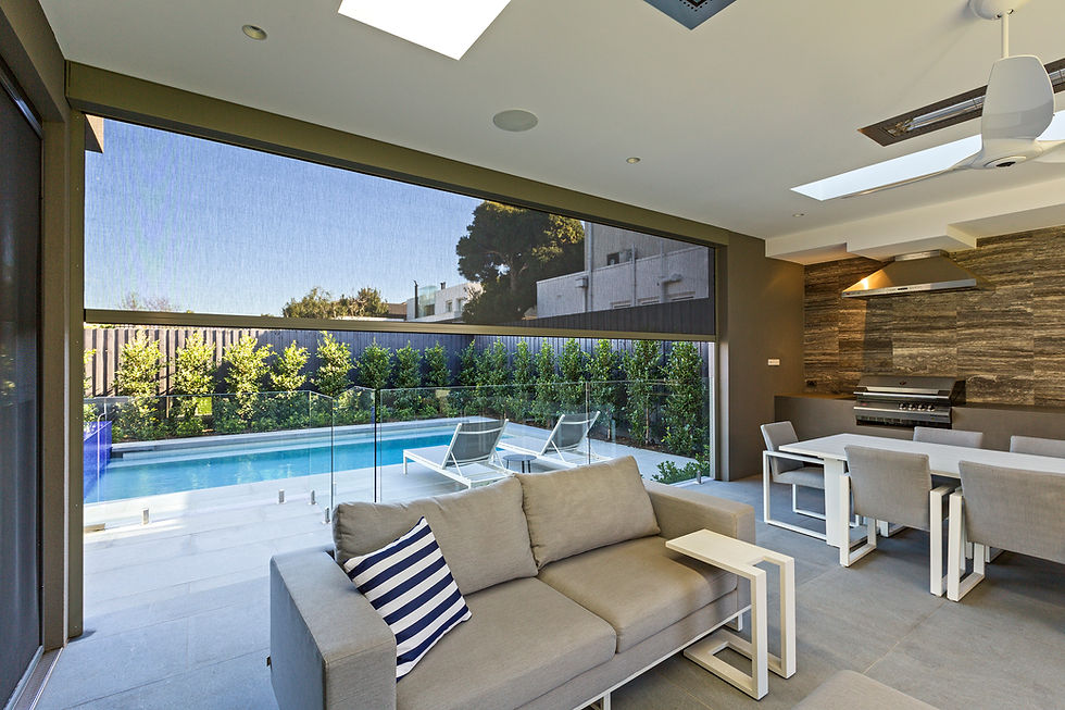 Macedon Ranges Awnings, Blinds & Curtains. Local, custom, expert installation.