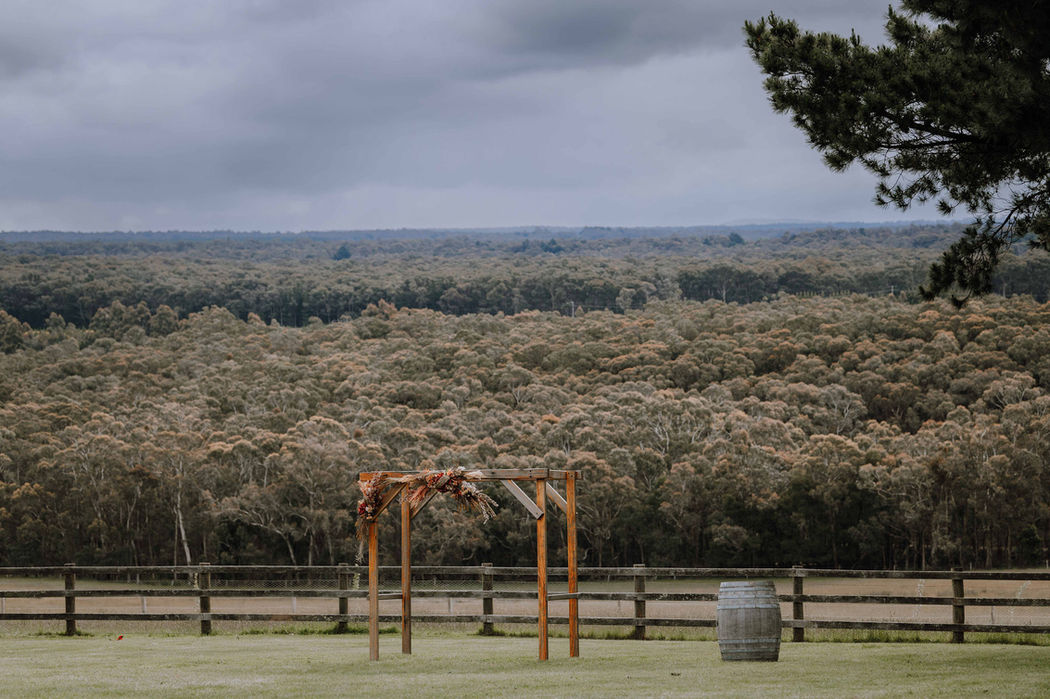 Mount Macedon Winery Weddings, Country Wedding Venue, Country Wedding Ceremony, Barn Wedding, Micro Wedding, Macedon Ranges, Regional Victoria