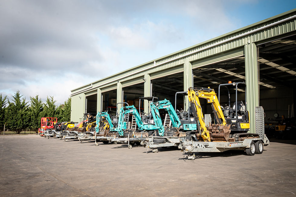 Sunbury Hire dry hire excavator, skid steer and loader equipment for hire in Sunbury, Gisborne and Macedon Ranges