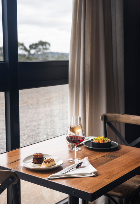 Mount Macedon Winery, Macedon Ranges, Winery Weddings, Cellar Door, Wine Tastings, Events Venue & UUMM Restaurant