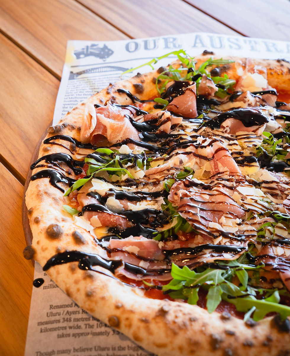 McQueens Woodfired Pizza Woodend | Dine in, takeaway, delivery | Coffee, Cake, Panini, Fully Licensed