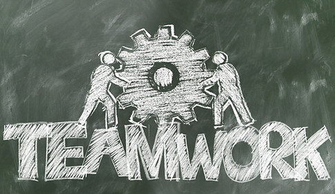 teamwork-2499619_1920_edited.jpg