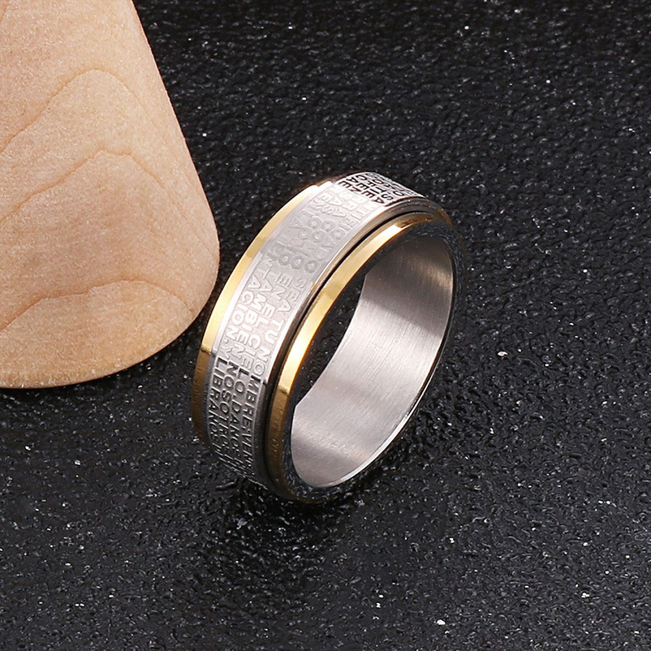 Anillo de acero Holy Spirit