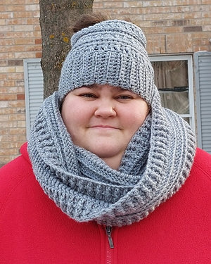 Messy Bun/Beanie & Cowl Set