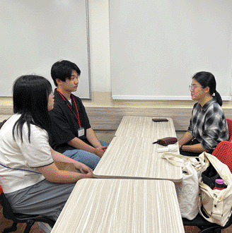 019 NUS Interview01.gif