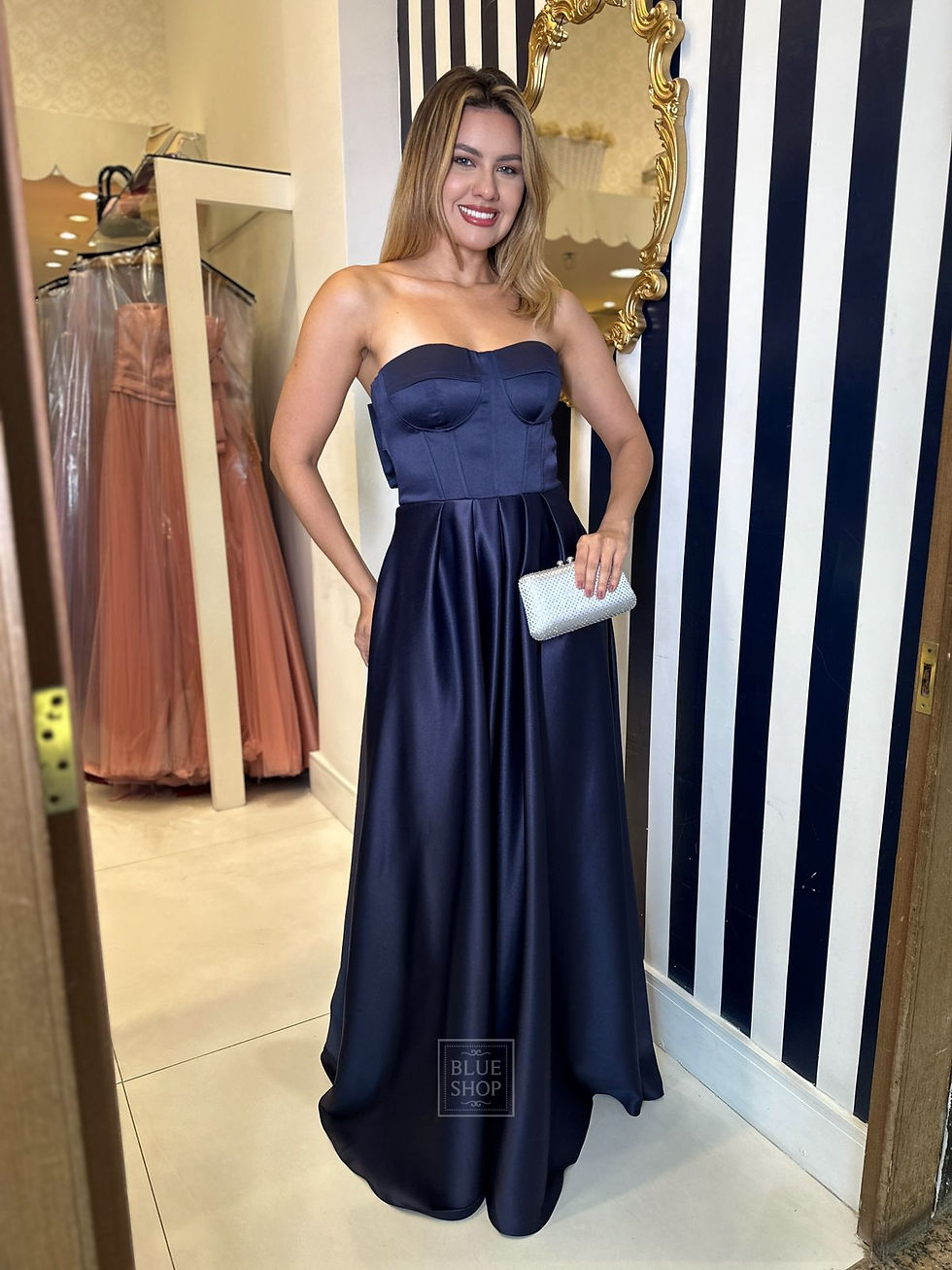 Vestido de alfaiataria com laço