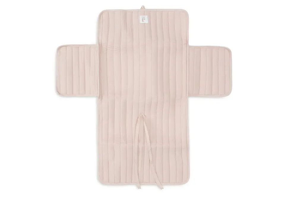 Geöffnete Wickelunterlage Hydrophil in Rosa mit seitlichen Flügeln – Jollein bei