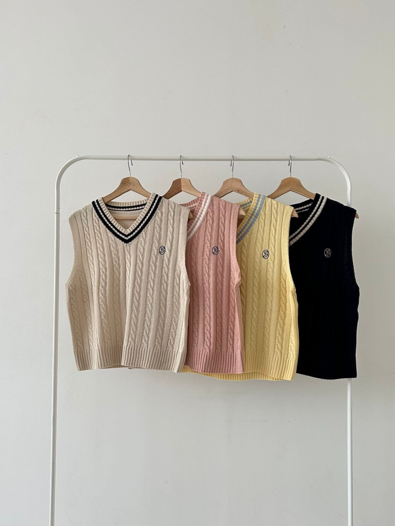 เสื้อกอล์ฟถัก เสื้อกอล์ฟสตรี เสื้อกอล์ฟสตรี งานปัก