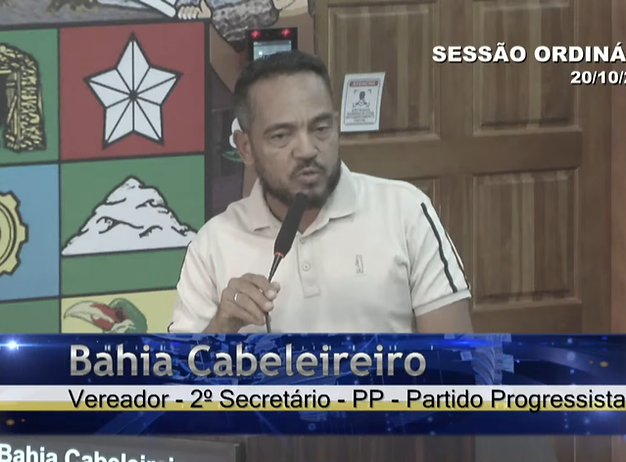 Vistoria e manutenção em pontos de ônibus, pede o Vereador Bahia