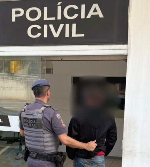Polícia Militar captura homem procurado pela Justiça em condomínio de Araçariguama