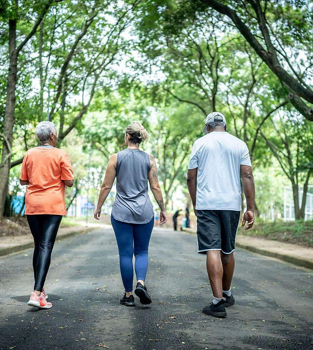 Conheça os benefícios da caminhada para a saúde física e mental