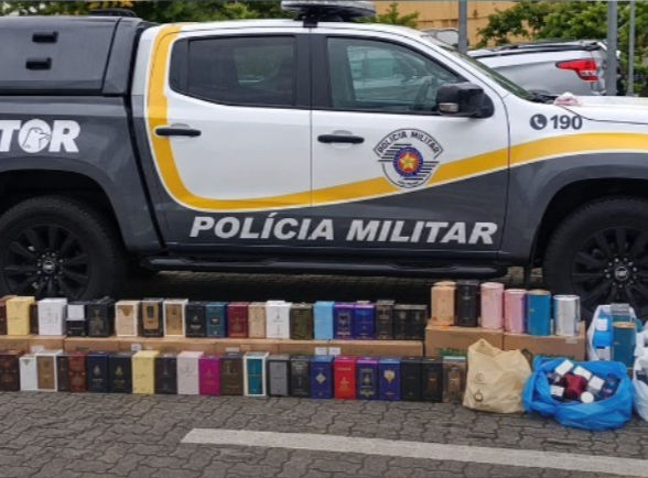 Araçariguama: Polícia Rodoviária apreende 321 perfumes sem nota fiscal na Castello Branco