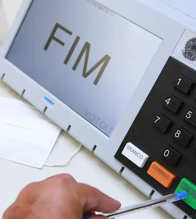 Mais de 5 milhões podem ter o título de eleitor cancelado