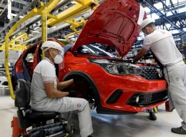 Fiat lidera mercado em setembro com praticamente um em cada quatro carros vendidos no Brasil