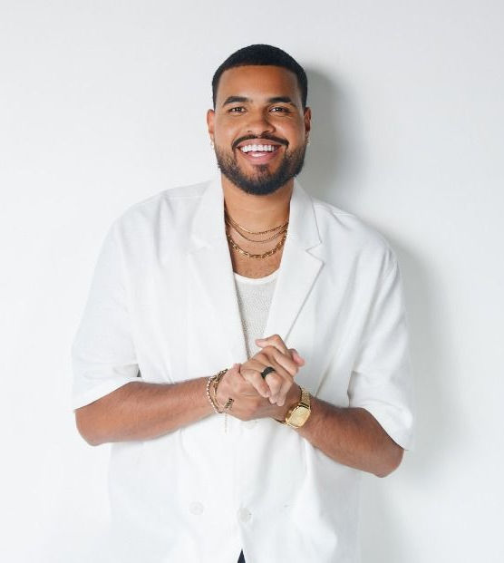 Yan grava DVD histórico em São Paulo, nesta quinta, com grandes nomes da música brasileira 