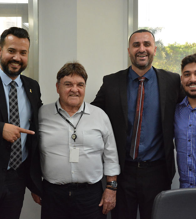 Vereador Diego Costa e Deputado Vitão do Cachorrão se reúnem com representante da ARTESP para pedir o não fechamento da rotatória do km 63,5 na Raposo Tavares