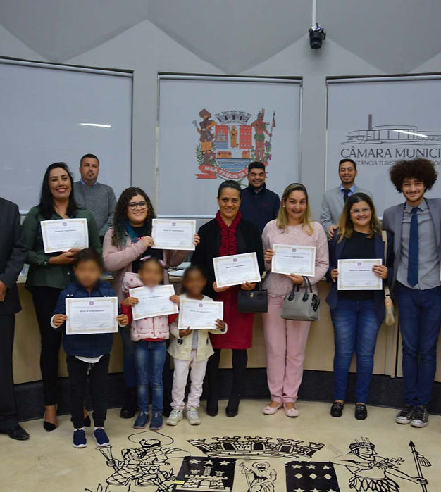 Alunos fazem jornal sobre a dengue e são homenageados pela Câmara Municipal de São Roque