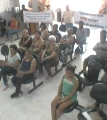 Moradores do Santaella se mobilizam e cobram providências durante sessão da Câmara