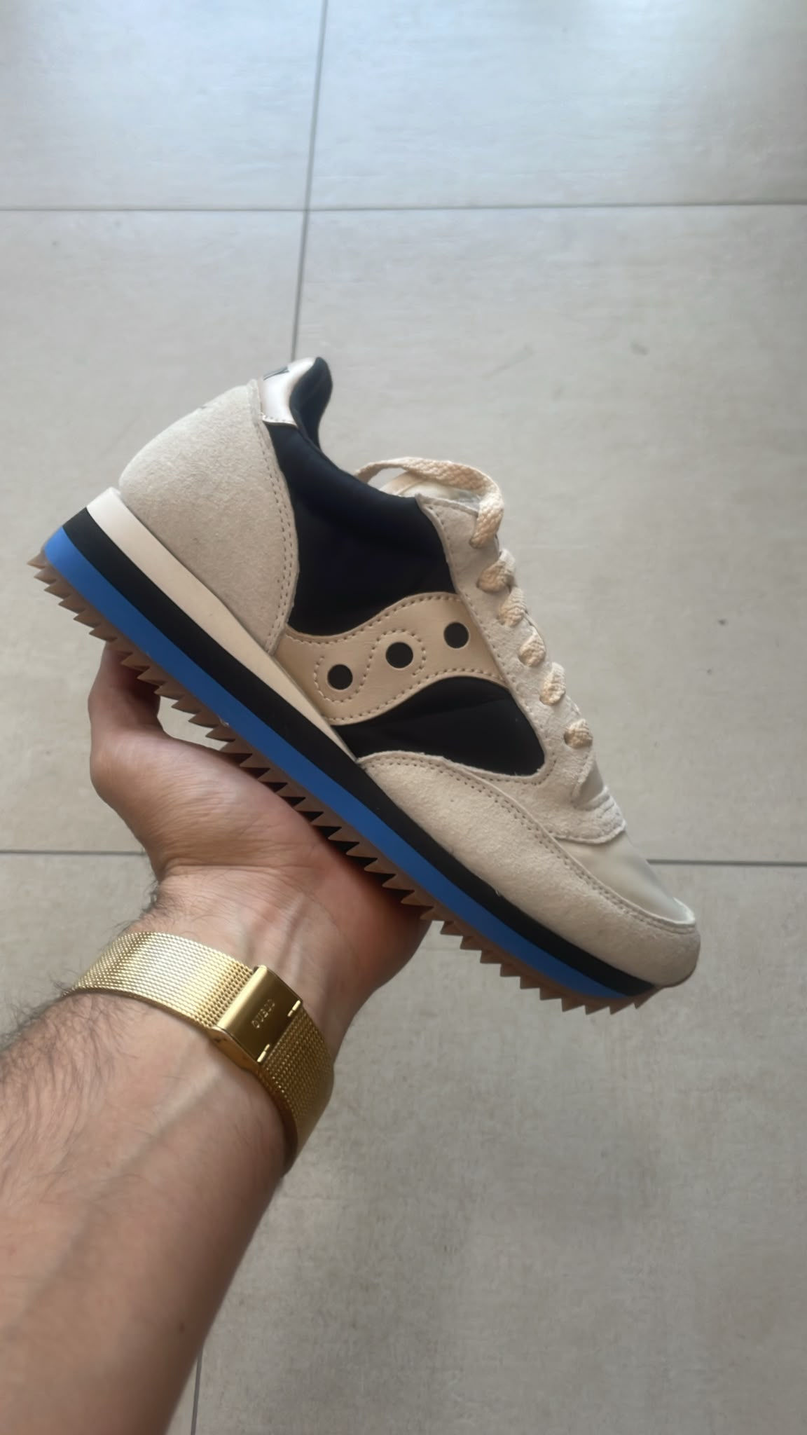 saucony