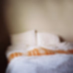 Intieme slaapkamer als plek voor rust, verbinding en intimiteit in een relatie