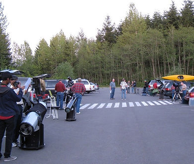 2013 Rattlesnake Ledge parking lot - star wars day.jpg