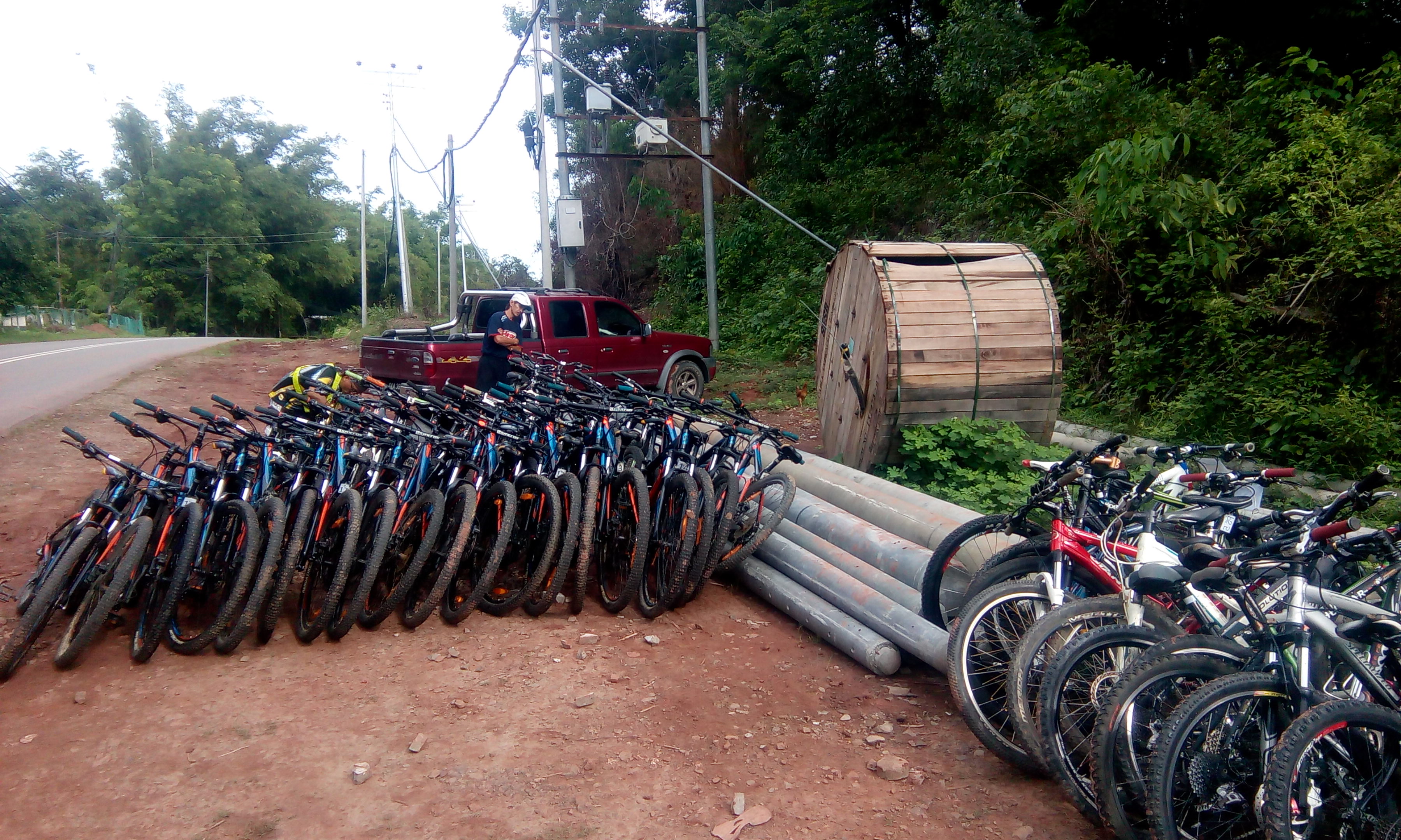 Bike Borneo 60 riders