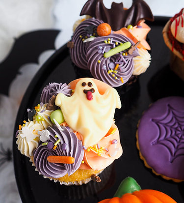 Creepy Cupcakes versieren 31-10