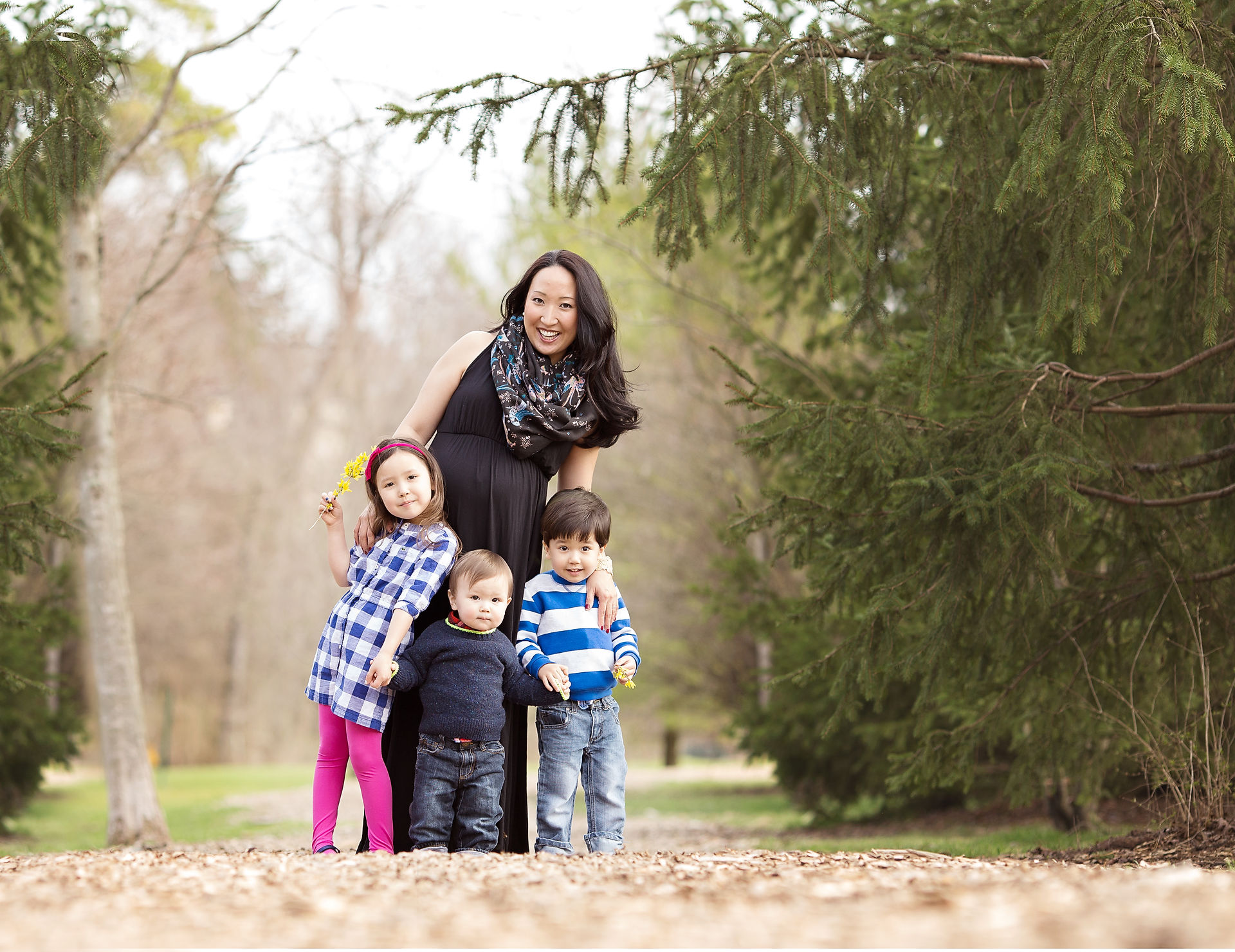 Birmingham expectant mom with kids