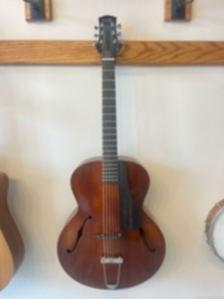 Krutz Avant Archtop Guitar