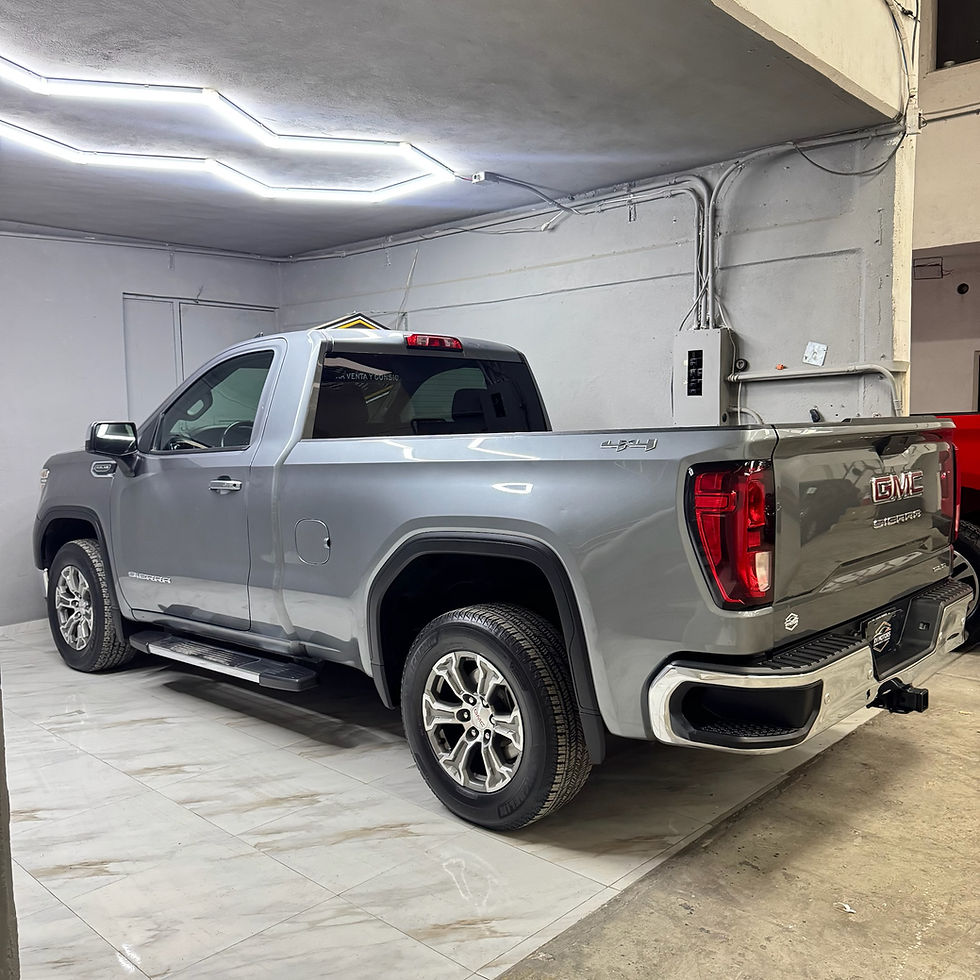 Miniatura: GMC SIERRA SLE 2019