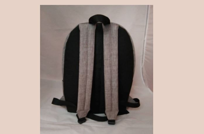 Thumbnail: CHRIS BACKPACK