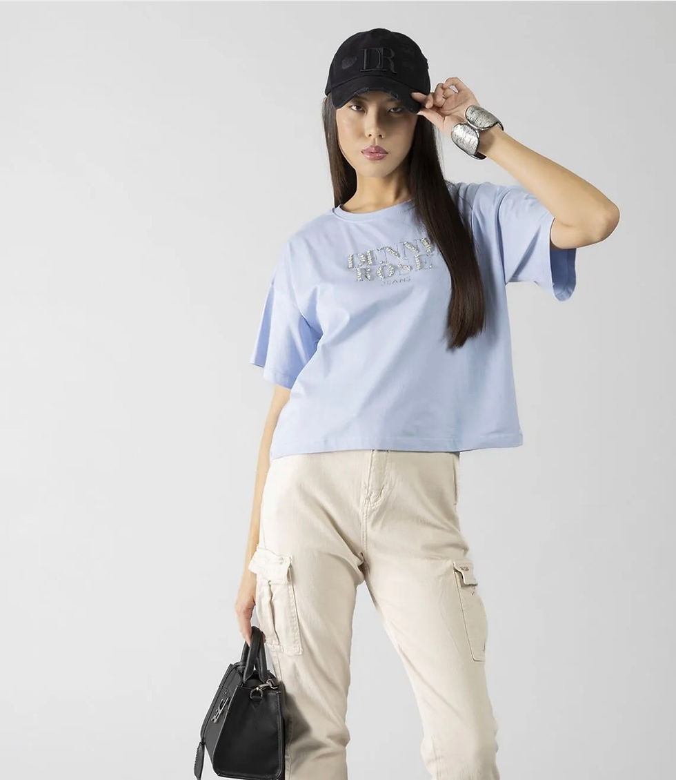 Miniaturbild:         CAMISETA AZUL CLARO CON LOGO JOYA  DENNY ROSE 611ND64006