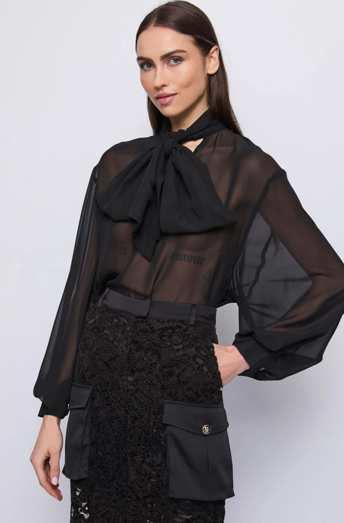 BLUSA OVERSIZE NEGRA DE GASA GAUDÌ