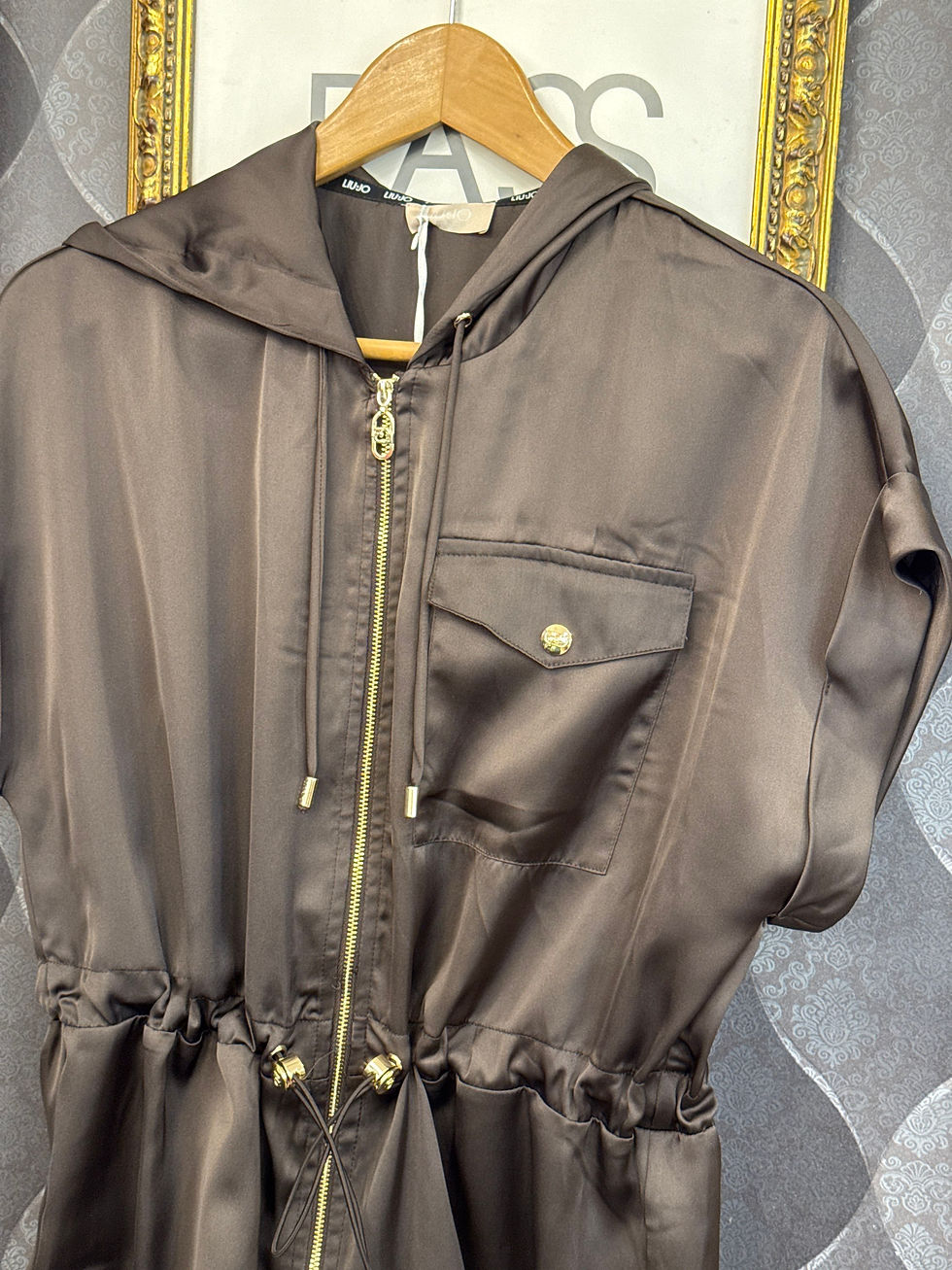 Miniatura:  CHAQUETA CON CAPUCHA MOKA LIU.JO