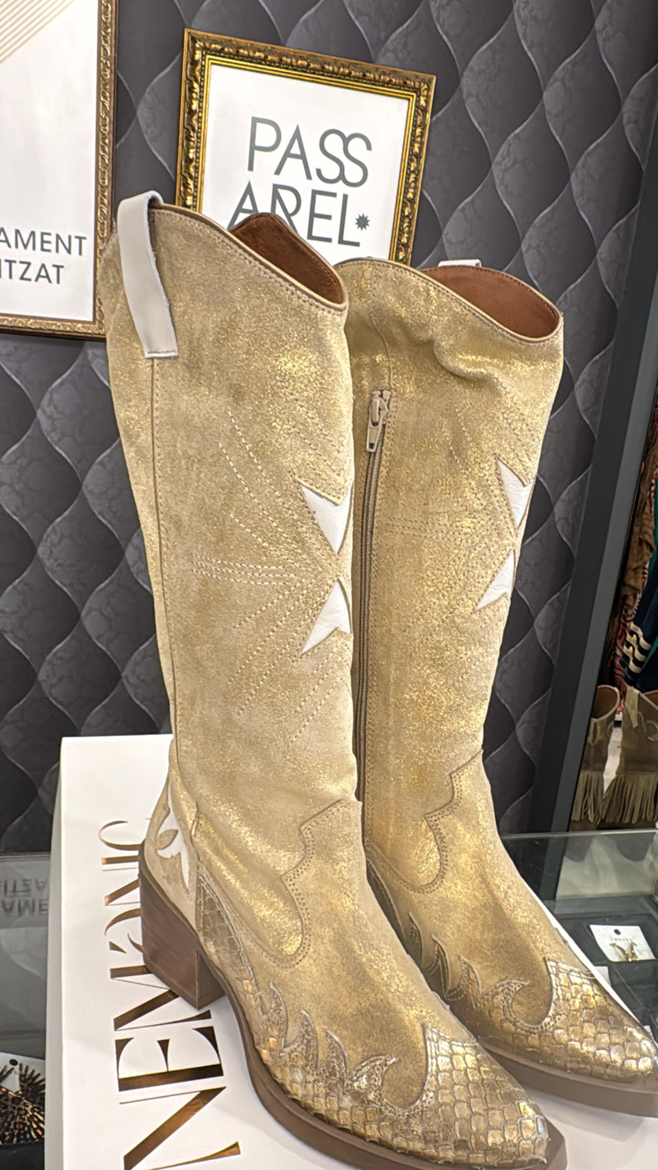 BOTA IBIZA ORO