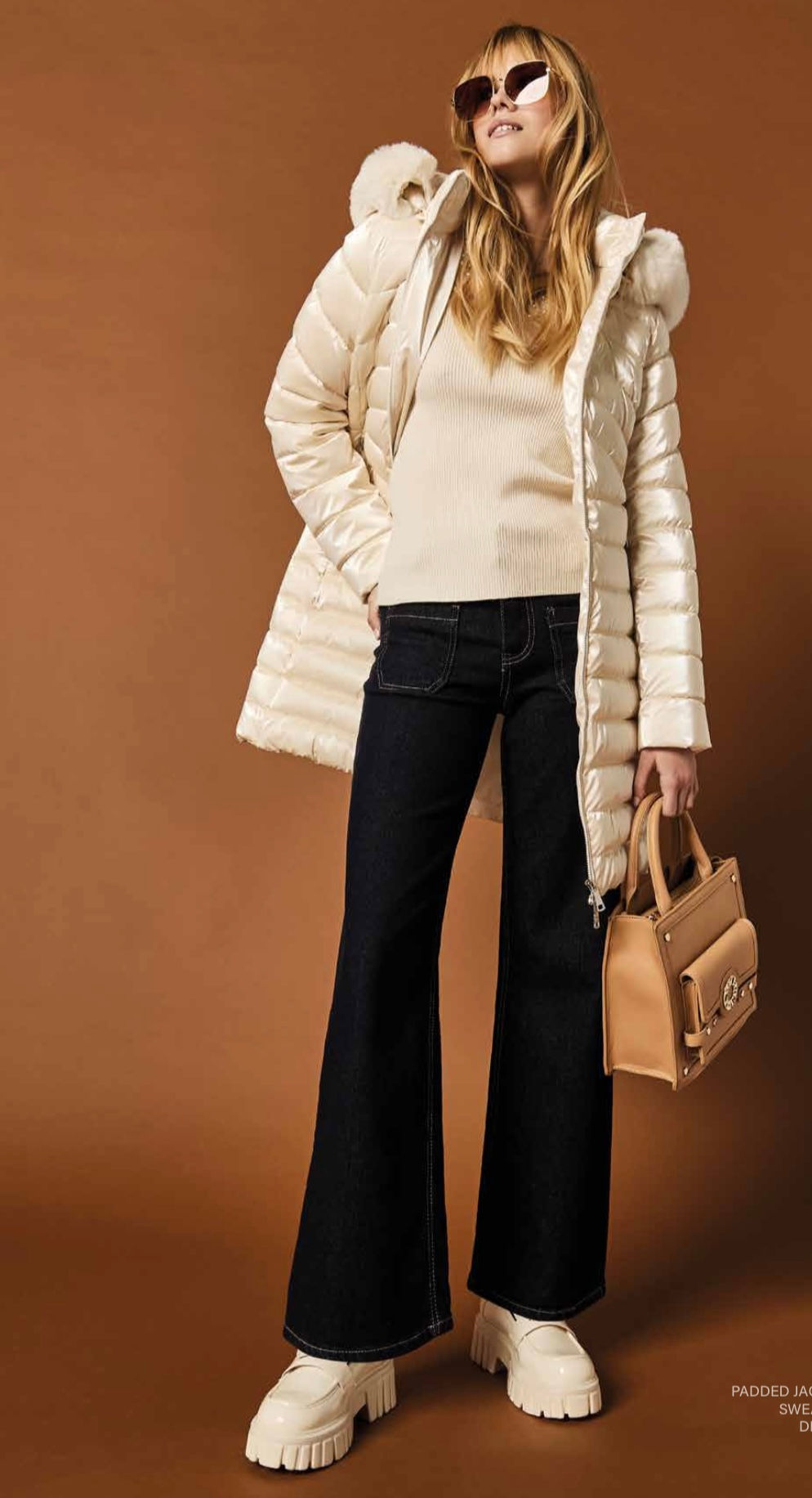 PLUMAS LARGO MARFIL DENNY ROSE